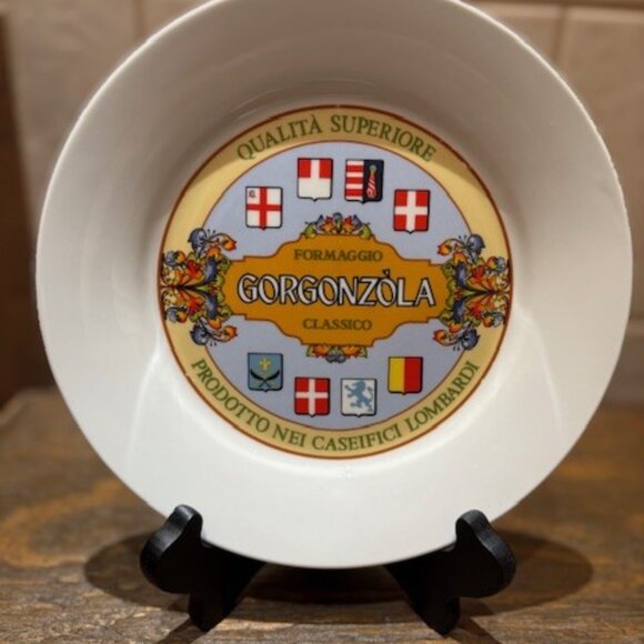 2003 Set of 4 CAMEMBERT Extra Fin CHEESE Ceramic 8" Plates MULTI Angelo Bruno - Picture 3 of 8